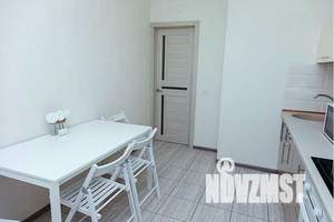 1-к квартира, посуточно, 42м2, 23/25 этаж