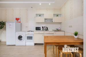 2-к квартира, посуточно, 40м2, 3/19 этаж