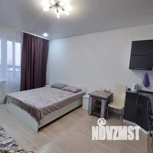 Студия квартира, посуточно, 30м2, 11/25 этаж