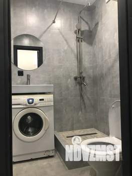 Студия квартира, посуточно, 40м2, 4/5 этаж