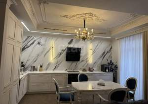 3-к квартира, на длительный срок, 125м2, 5/8 этаж