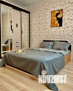 2-к квартира, посуточно, 65м2, 13/25 этаж