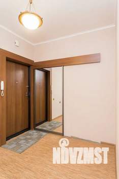 Студия квартира, посуточно, 45м2, 11/18 этаж