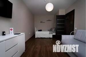 1-к квартира, посуточно, 35м2, 1/13 этаж