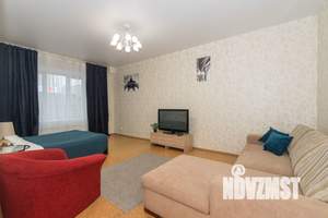 3-к квартира, посуточно, 100м2, 2/8 этаж