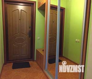 Студия квартира, посуточно, 35м2, 3/10 этаж