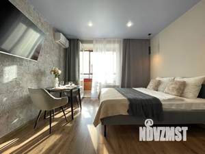 Студия квартира, посуточно, 35м2, 11/17 этаж