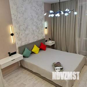 1-к квартира, посуточно, 43м2, 4/21 этаж