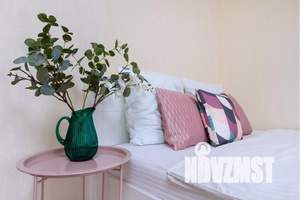 1-к квартира, посуточно, 42м2, 13/24 этаж