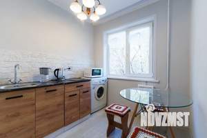 2-к квартира, посуточно, 42м2, 3/5 этаж