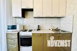 1-к квартира, посуточно, 35м2, 6/21 этаж