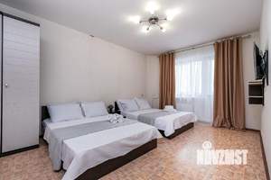 1-к квартира, посуточно, 42м2, 1/1 этаж