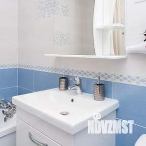 2-к квартира, посуточно, 60м2, 11/17 этаж
