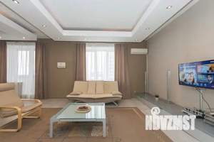 1-к квартира, посуточно, 61м2, 1/1 этаж