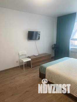 1-к квартира, посуточно, 37м2, 7/16 этаж