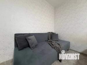 Студия квартира, посуточно, 35м2, 1/5 этаж