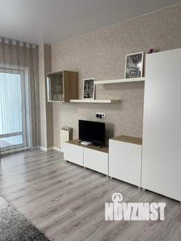 Студия квартира, на длительный срок, 35м2, 17/18 этаж