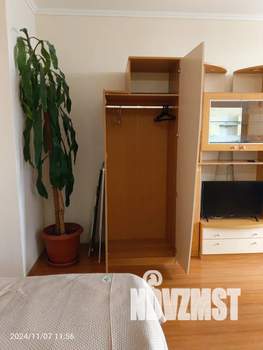 Студия квартира, посуточно, 50м2, 12/13 этаж