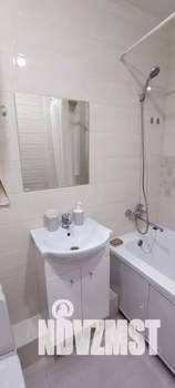 1-к квартира, посуточно, 32м2, 2/10 этаж