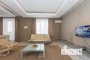 1-к квартира, посуточно, 61м2, 1/1 этаж