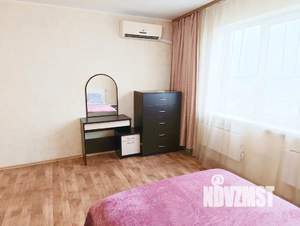 1-к квартира, посуточно, 33м2, 10/10 этаж