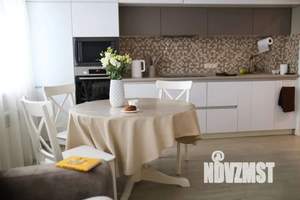 3-к квартира, посуточно, 54м2, 20/26 этаж