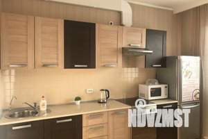 1-к квартира, посуточно, 41м2, 10/17 этаж
