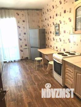 1-к квартира, на длительный срок, 43м2, 21/25 этаж