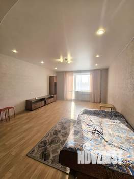 Студия квартира, на длительный срок, 38м2, 1/10 этаж