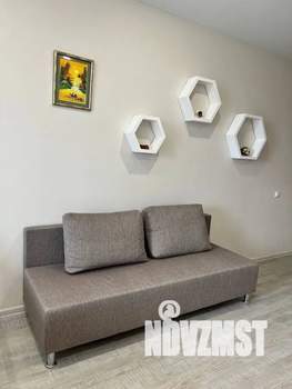 Студия квартира, посуточно, 30м2, 8/22 этаж