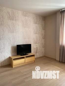 1-к квартира, посуточно, 38м2, 8/10 этаж