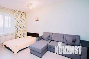 1-к квартира, посуточно, 35м2, 8/25 этаж