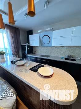 1-к квартира, посуточно, 43м2, 14/18 этаж