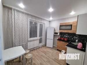 2-к квартира, посуточно, 60м2, 7/18 этаж