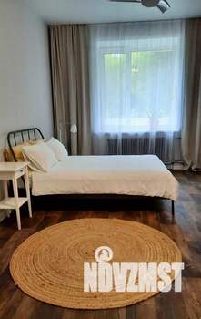 1-к квартира, посуточно, 56м2, 1/1 этаж