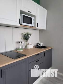 Студия квартира, посуточно, 24м2, 8/10 этаж