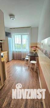 1-к квартира, посуточно, 36м2, 1/1 этаж