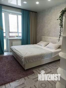 1-к квартира, посуточно, 35м2, 5/25 этаж