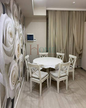 4-к квартира, на длительный срок, 100м2, 1/10 этаж