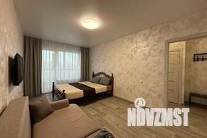 1-к квартира, посуточно, 40м2, 4/17 этаж