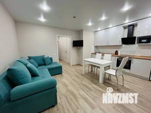 Студия квартира, посуточно, 37м2, 5/25 этаж