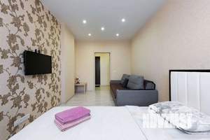 1-к квартира, посуточно, 44м2, 17/25 этаж