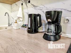 Студия квартира, посуточно, 30м2, 1/3 этаж