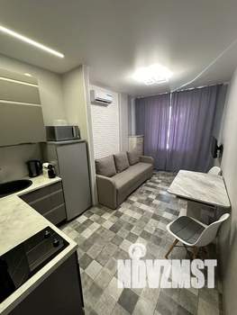 2-к квартира, посуточно, 42м2, 19/19 этаж