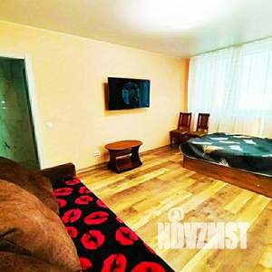 2-к квартира, посуточно, 70м2, 18/26 этаж
