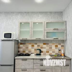 Студия квартира, посуточно, 30м2, 18/25 этаж