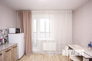 1-к квартира, посуточно, 35м2, 8/12 этаж