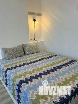 1-к квартира, посуточно, 40м2, 21/25 этаж