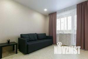 1-к квартира, посуточно, 34м2, 10/25 этаж