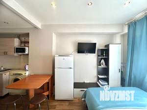 Студия квартира, посуточно, 17м2, 1/9 этаж